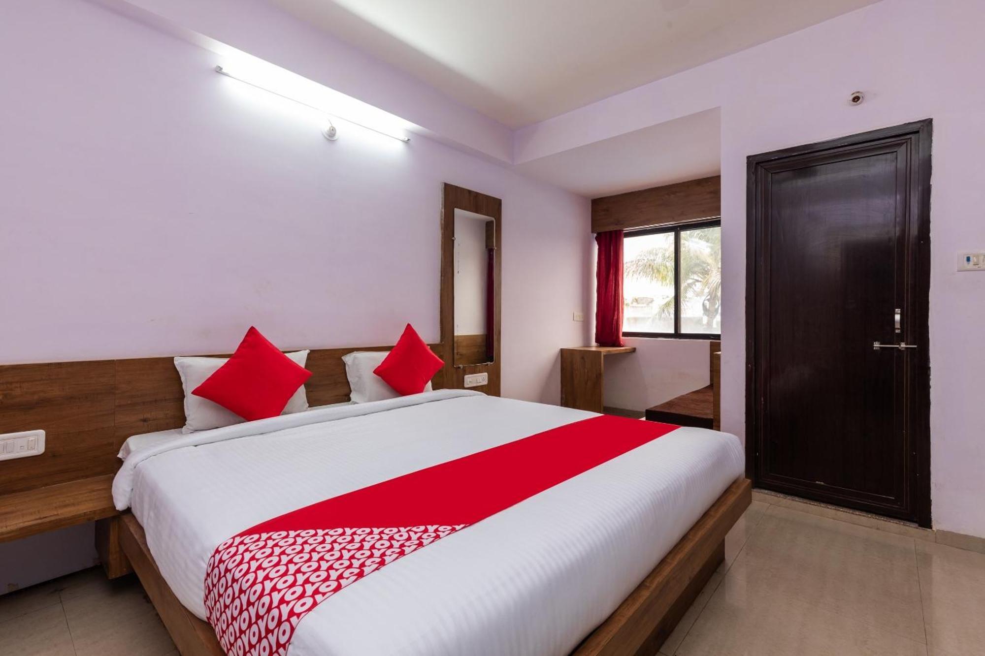 Collection O Prince Palace Ratlam Екстер'єр фото